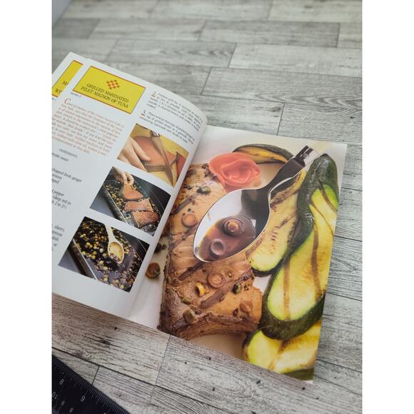 The Joy‎ of Grilling Cookbook Joe Famularo Softcover BBQ Recipes 1988 Softcover - Picture 2 of 13